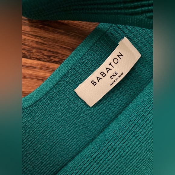 NWT Aritzia Sculpt Knit Tank Top - Picture 4 of 7